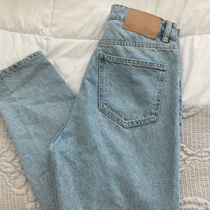 Mom jeans